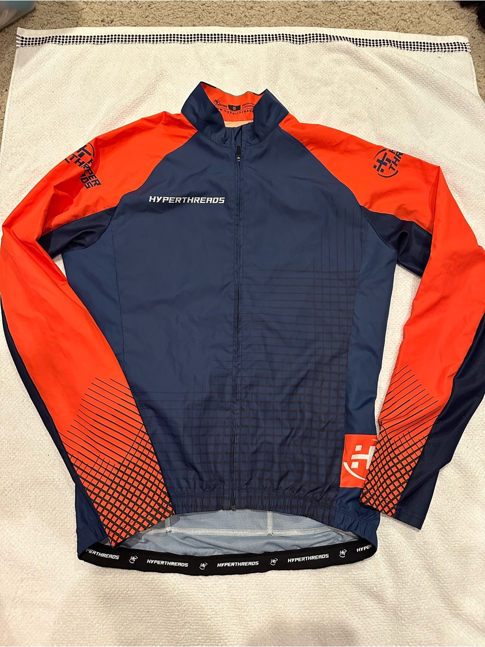Hyperthreads Cycling Windbreaker